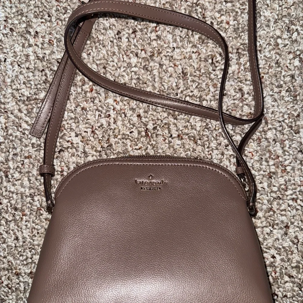 kate spade mauve (purpleish- brown) dome crossbody purse / bag